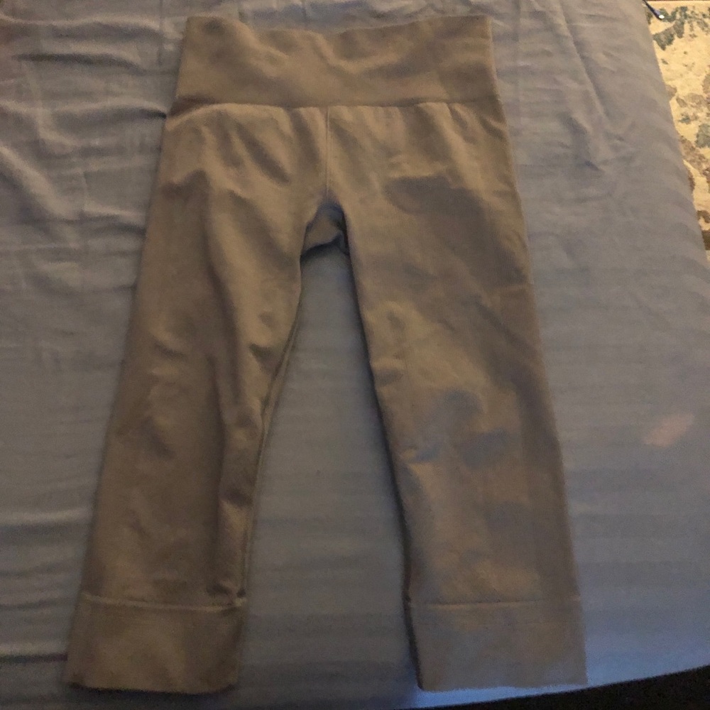 Lululemon crop seamless leggings 6